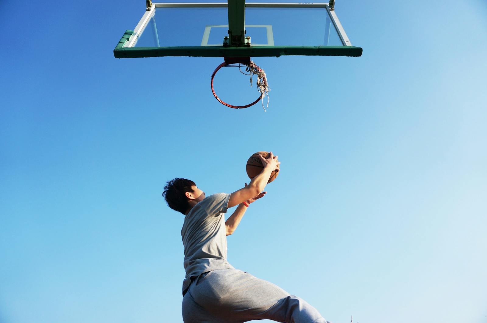 百姓彩票 — 大乐透赛场扣篮瞬间